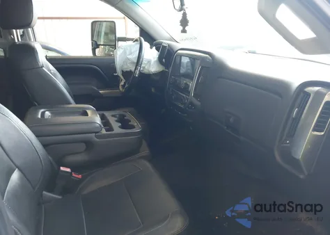 2015 Chevrolet Silverado 1500 1Lt z USA, uszkodzony, nr VIN 3GCPCREC4FG358204